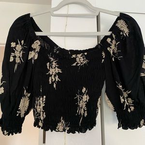 Half sleeve crop top with square neck